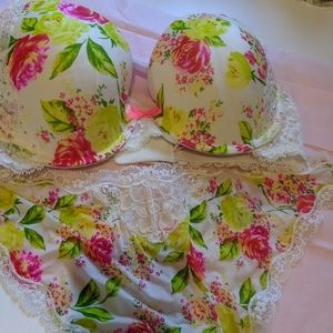 Victoria Secret Dream Angels 34D set